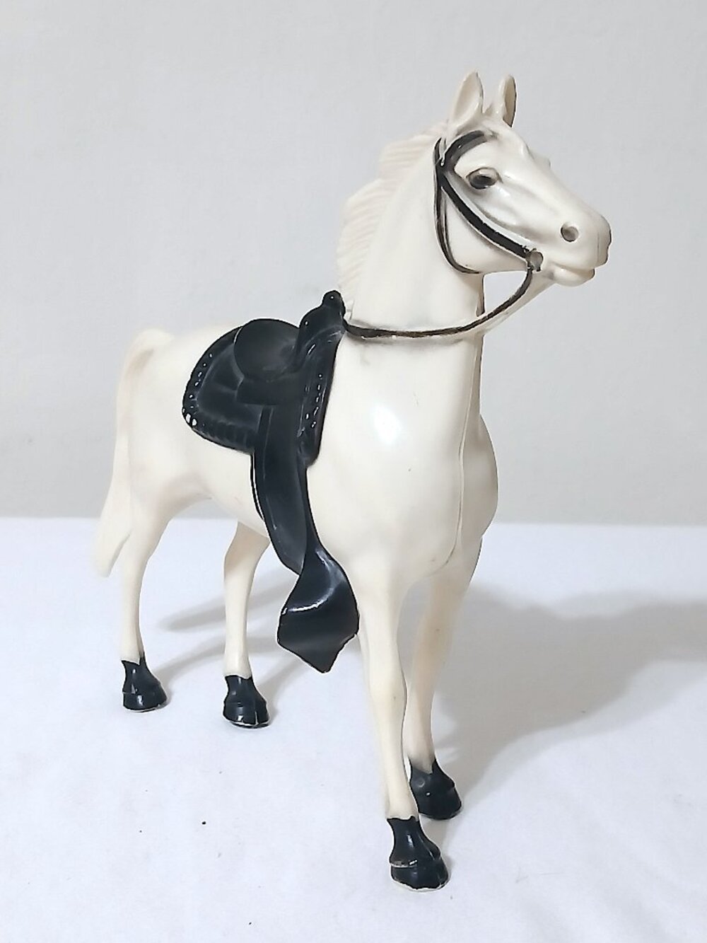 Vintage Marx Style Western Toy Horse White Plastic w/ Saddle 6.25” 1950s 1960s